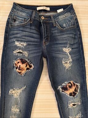 KanCan Women's Blue Distressed Skinny Jeans with Leopard Patch